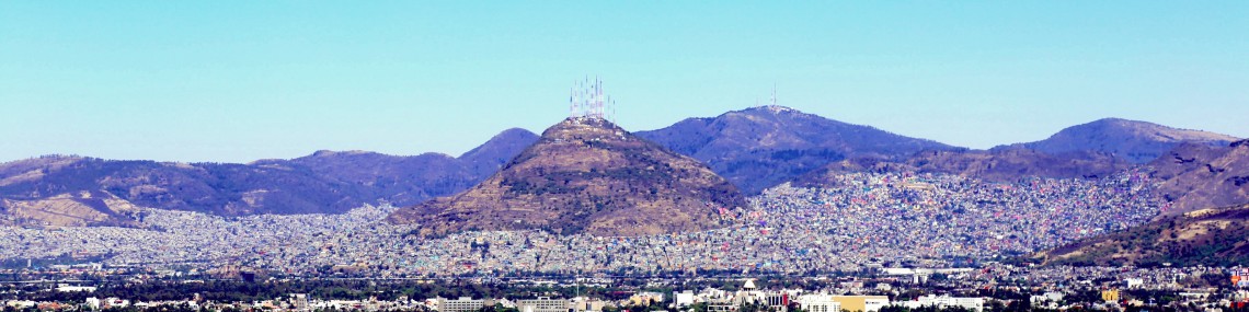 Torres de Azteca y Canal 40